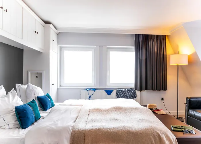 Beach Hotel
